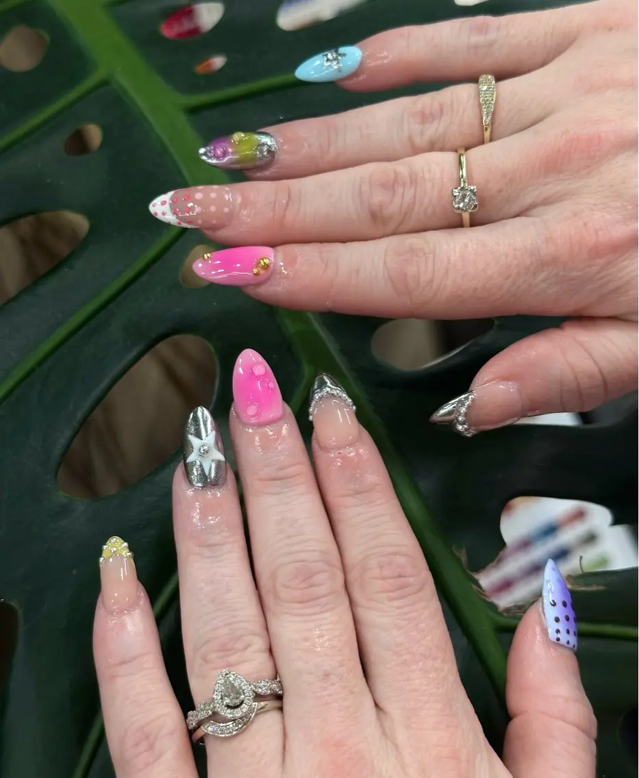 ネイル Iconic Nailのネイルデザイン