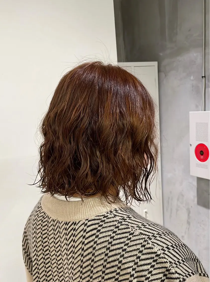 パーマ hana🍑 ブリーチなしピンクのヘアスタイル
