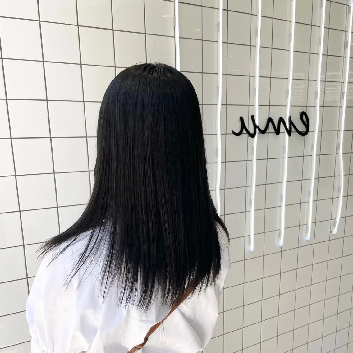 セミロング カラー パーマ ヘアアレンジ メンズ トリートメント mona/ ストレートスタイル✨のヘアスタイル
