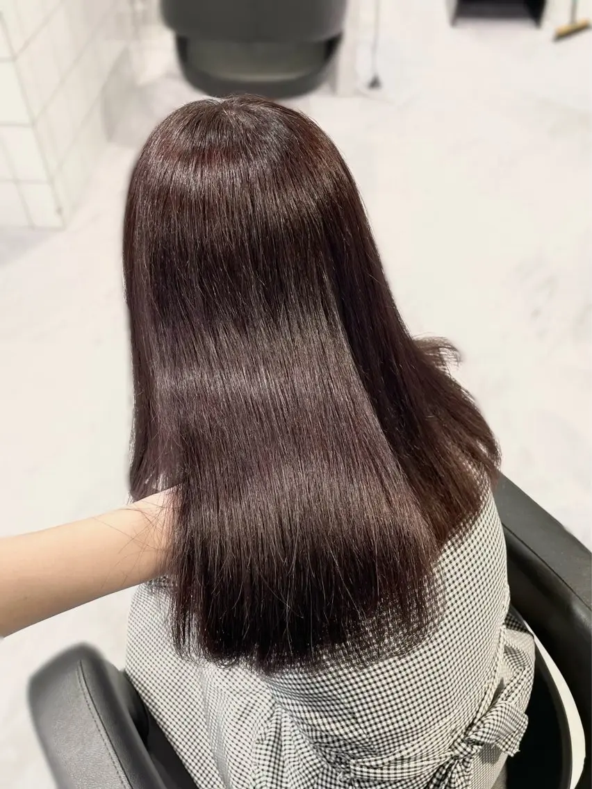 セミロング カラー アッシュ ブリーチ ブラウンカラー ラベンダーカラー ラベンダーアッシュ 表参道♡暗髪♡ 艶カラー♡アユミのヘアスタイル