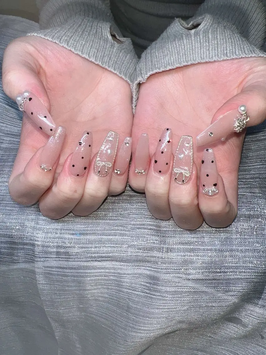 ネイル 長さ出し グラデーション キラキラネイル マグネットネイル ミラーネイル Lee Nails チップ長さだし専門店のネイルデザイン