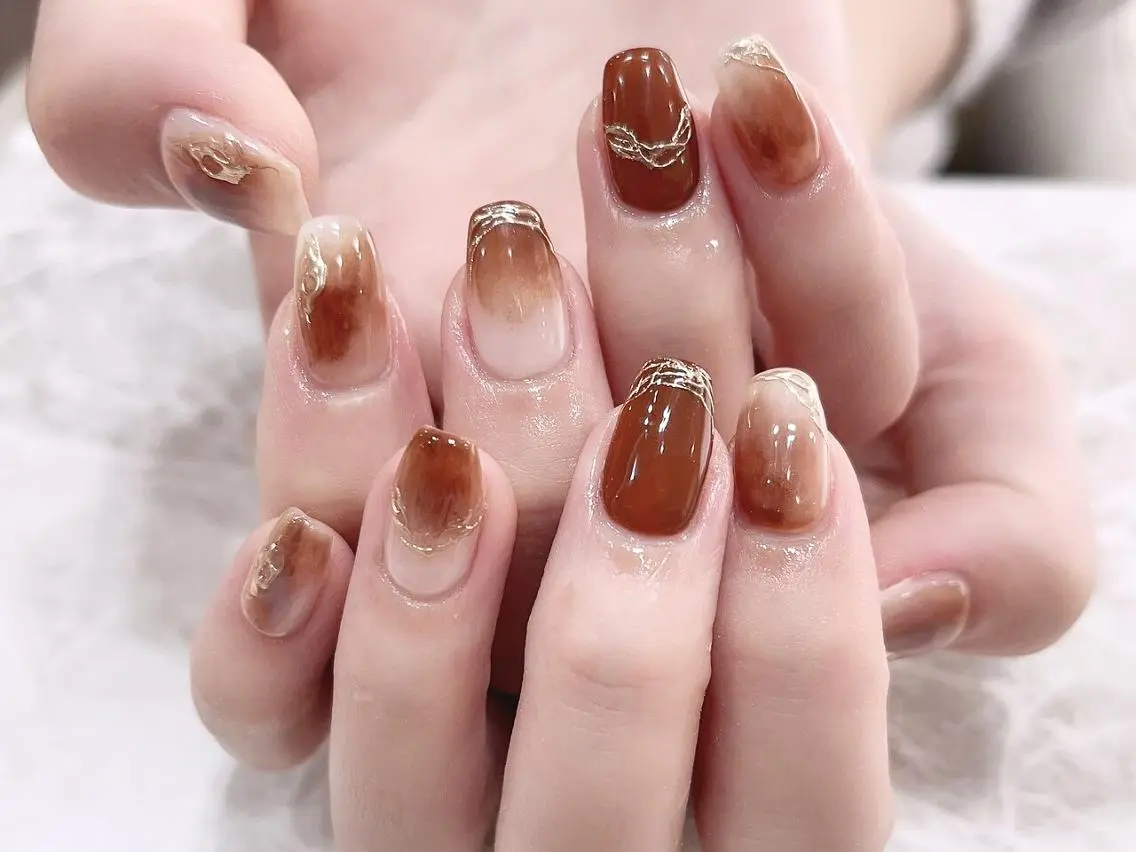 ネイル ニュアンスネイル ハンドネイル Elegant beautyのネイルデザイン