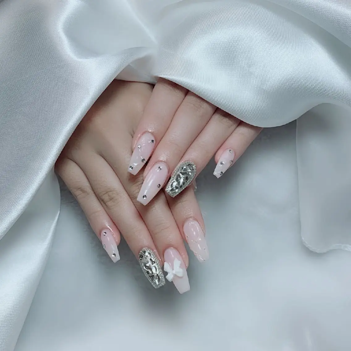 ネイル Amina nail salonのネイルデザイン