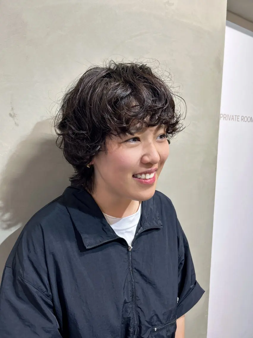 ショート パーマ パーマ shiho/レイヤー /透明感カラーのヘアスタイル
