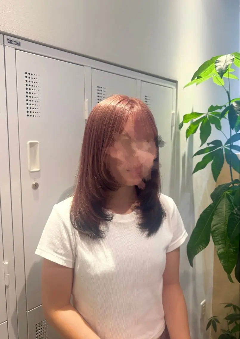 ミディアム カラー ベージュカラー 黒髪 ピンクカラー ピンクベージュ ヘアカラー 西村 華凜のヘアスタイル