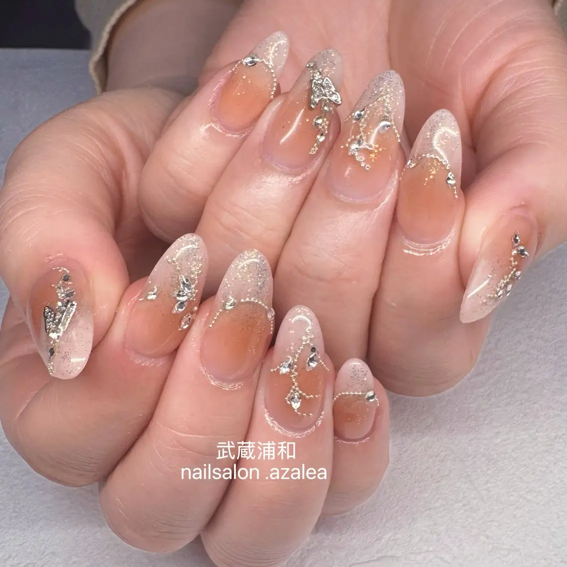 ネイル ハンドネイル R inのネイルデザイン