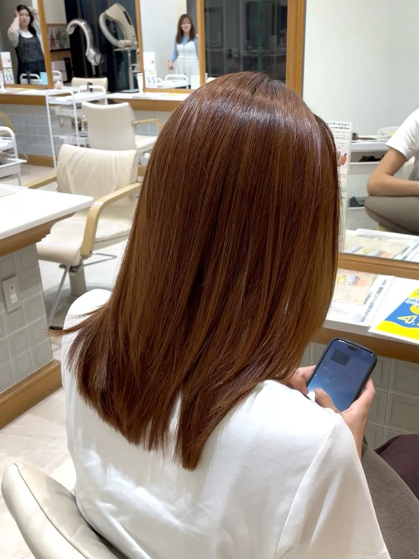 セミロング 髪質改善 縮毛矯正 トリートメント 酸性ストレート カット 縮毛矯正 トリートメント 髪質改善ケア/透明感 カラー伊藤 千尋のヘアスタイル
