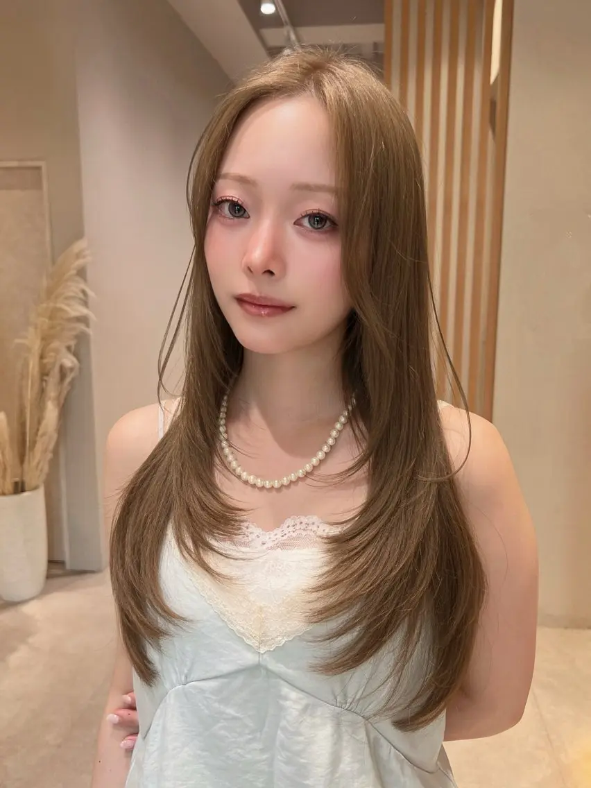 ロング カラー カット ヘアカラー トリートメント 興津/レイヤー/韓国 透明感カラー縮毛のヘアスタイル