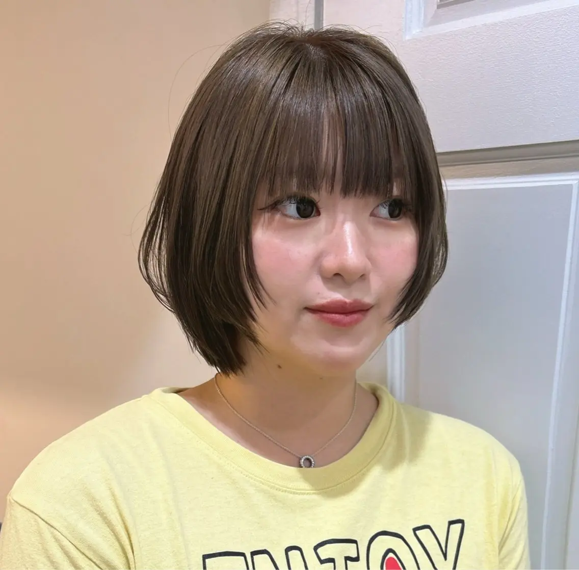 ショート ボブ 顔まわりレイヤー 顔周りカット レイヤーカット 似合わせカット カット ヘアカラー 加藤 こゆきのヘアスタイル