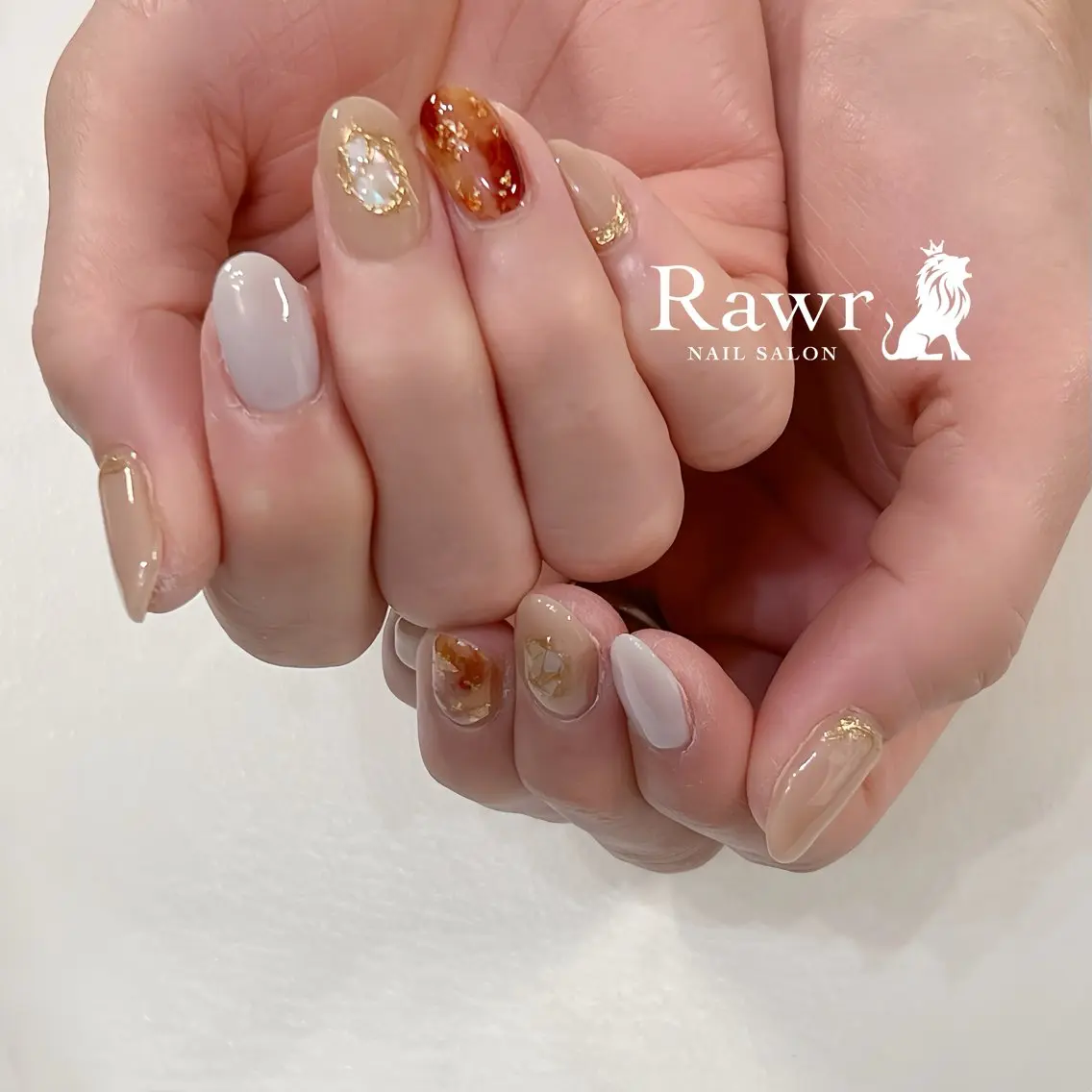 ネイル べっ甲ネイル ジェルネイル パラジェル ハンドネイル Rawr / saoriのネイルデザイン