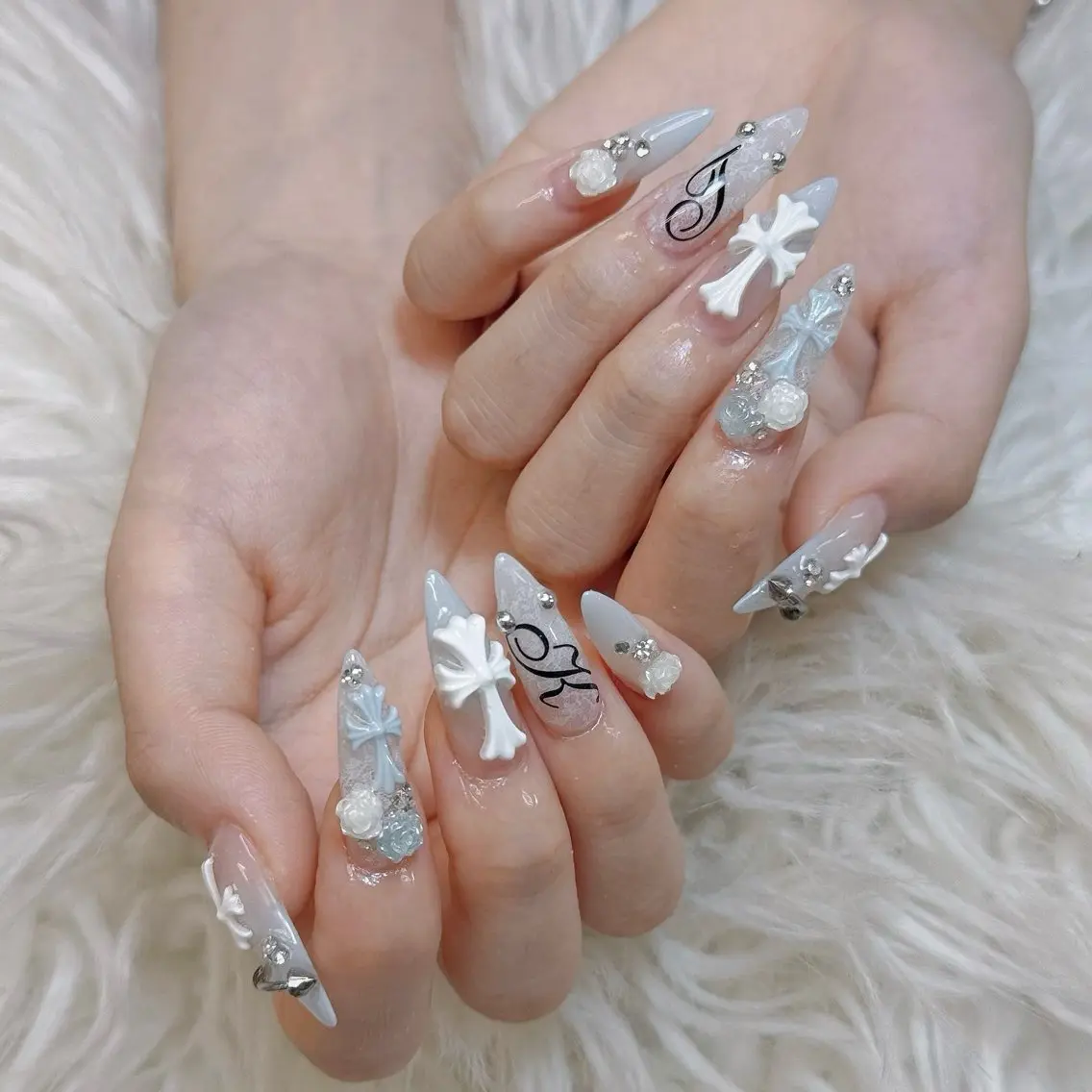 ネイル ハンドネイル ハンドケア Anh Nail 歌舞伎町のネイルデザイン