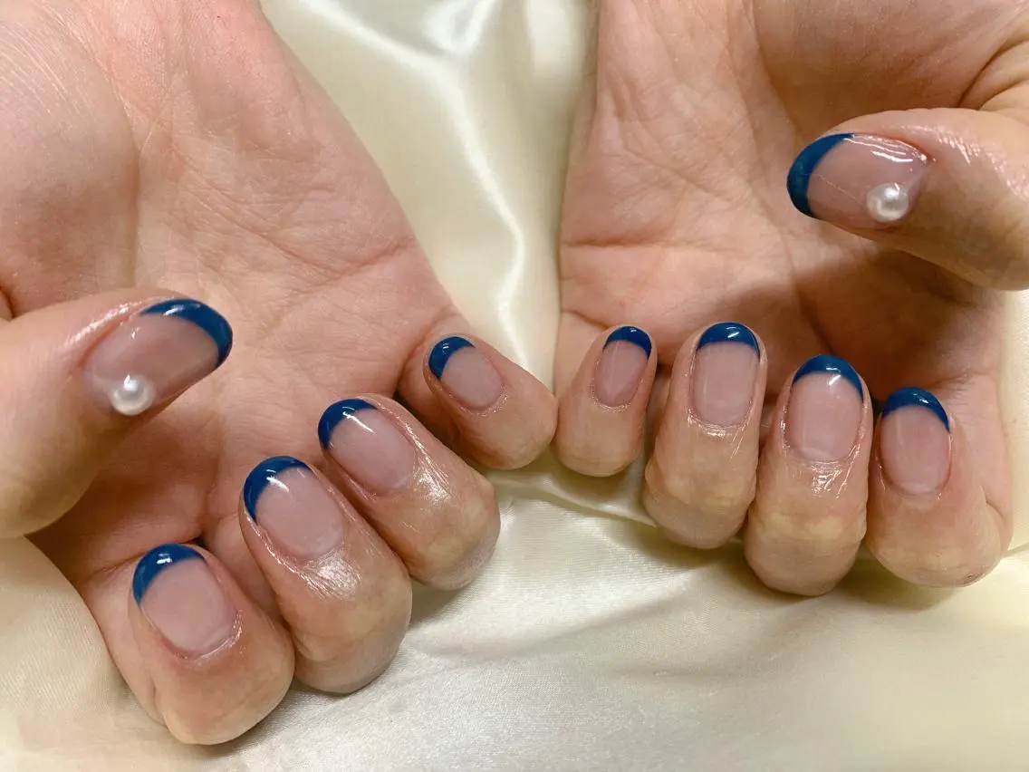ネイル フレンチネイル mogunail &blowのネイルデザイン
