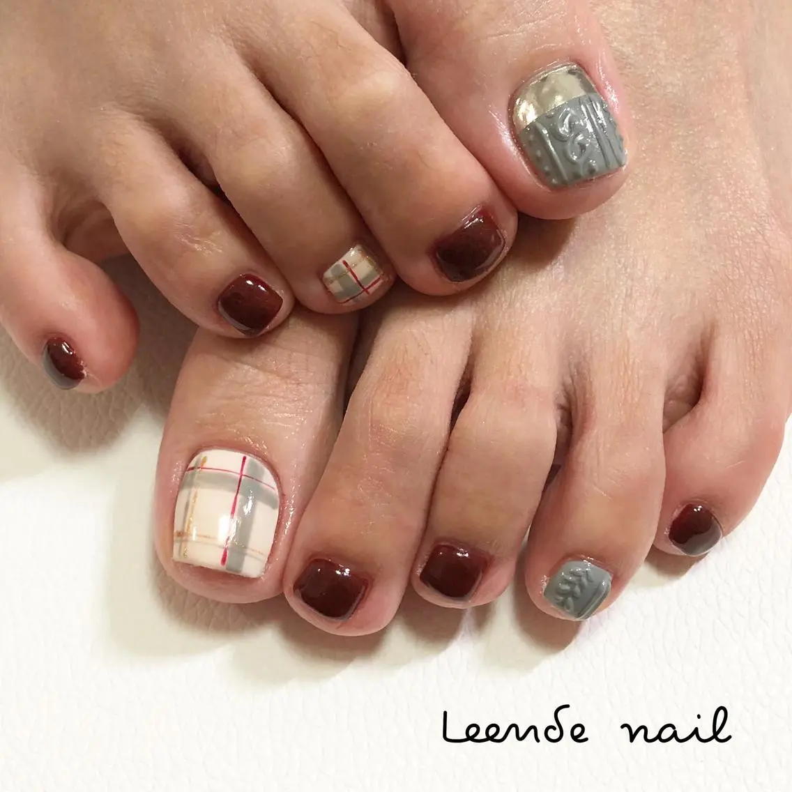 ネイル フットネイル Leendenail 【リエンダネイル】のネイルデザイン