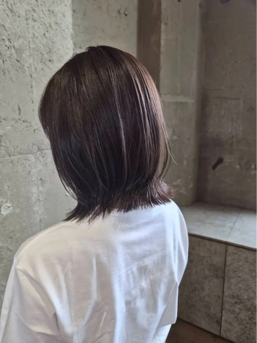 ミディアム カット ヘアカラー トリートメント 伏木 李奈のヘアスタイル