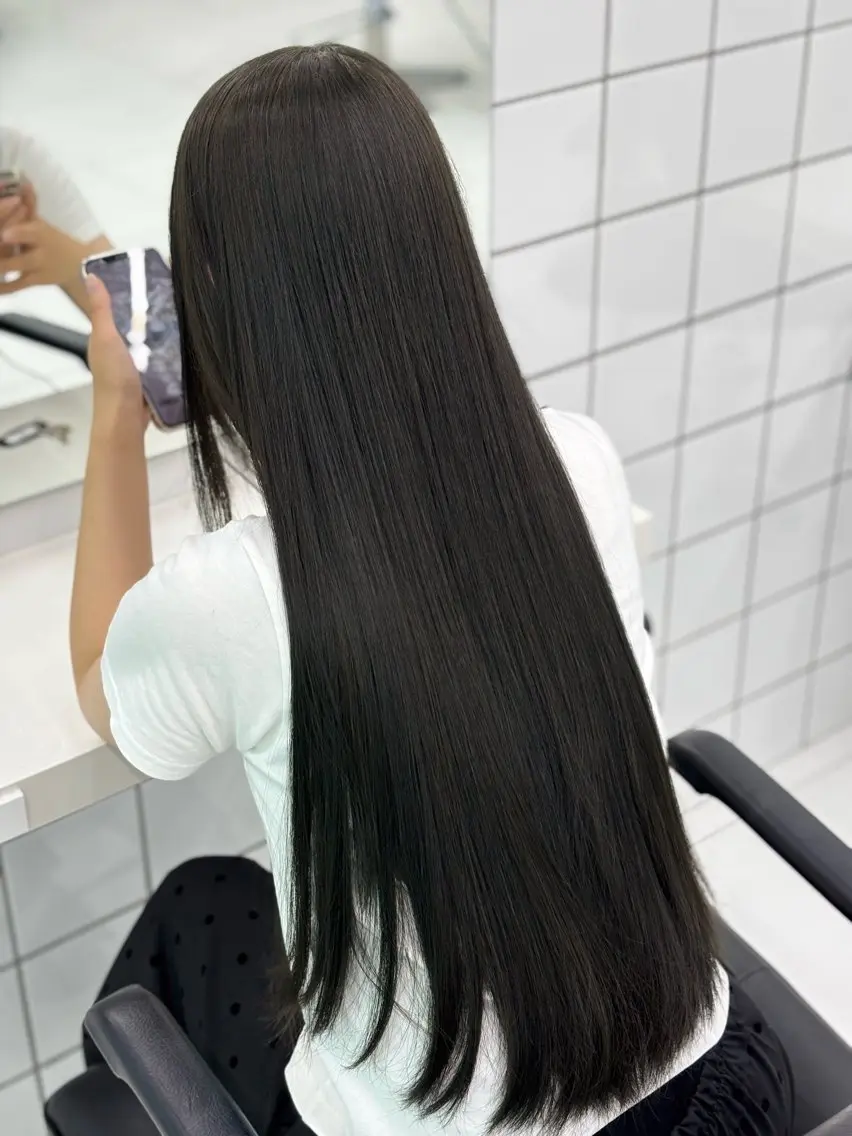 ロング カラー ブリーチ 透明感カラー ブリーチなしカラー ヘアカラー ねね🦖 /ブリーチカラーのヘアスタイル