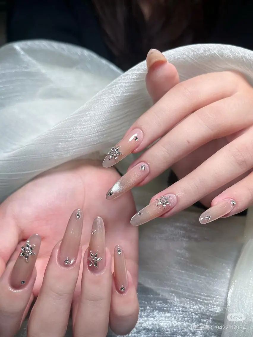 ネイル フレンチネイル ガラスフレンチ キラキラネイル 韓国ネイル ロングネイル ハンドネイル star nail salonのネイルデザイン