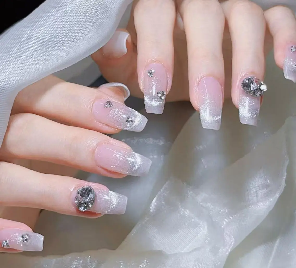 ネイル ハンドネイル 🎀 NaNa_nailのネイルデザイン