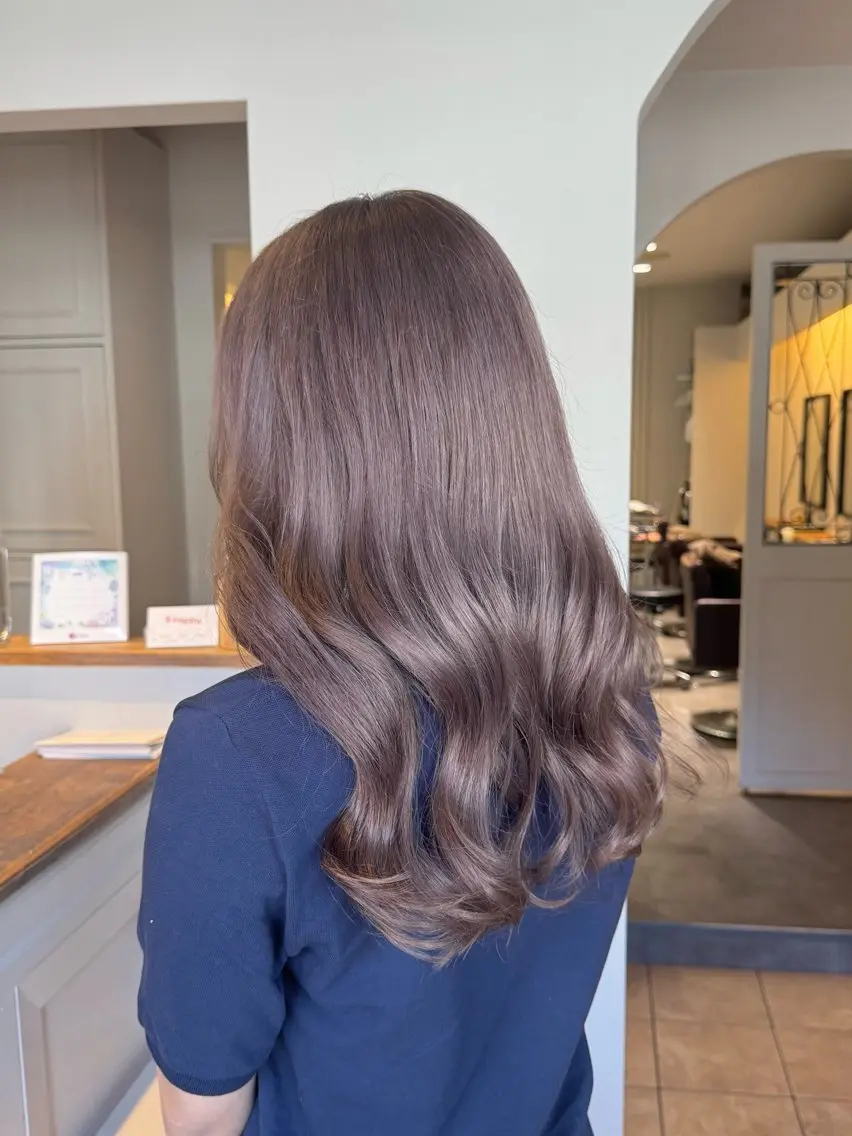 カラー ブリーチ ダブルカラー グレージュ ラベンダーカラー ラベンダーピンク 透明感ある艶カラー / KAKOのヘアスタイル