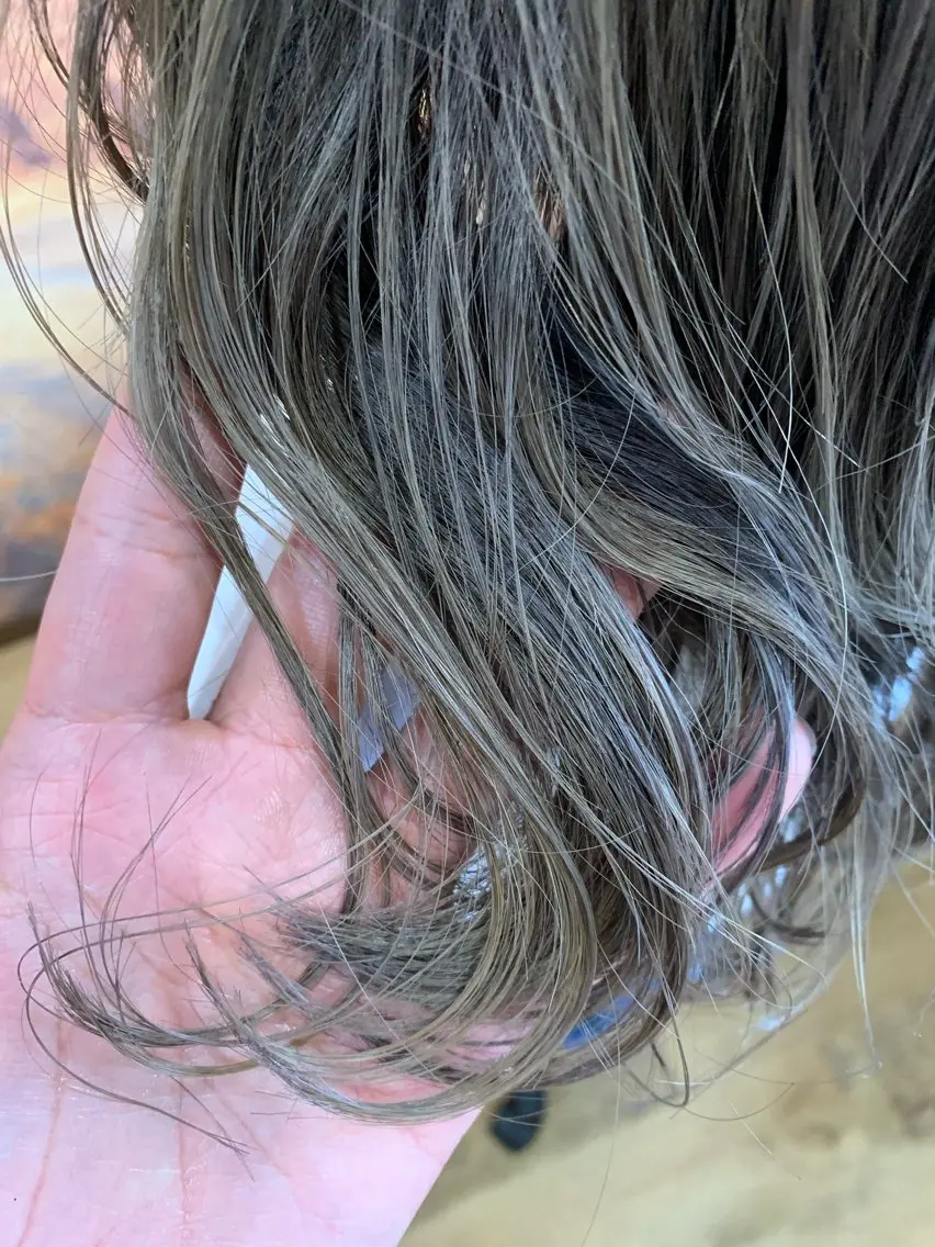 セミロング カラー ALBERO daikiのヘアスタイル