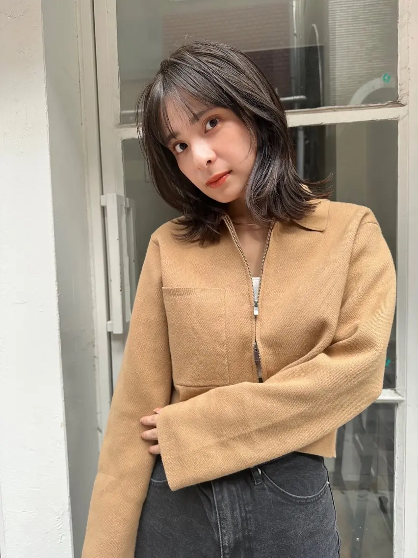 ミディアム 鎌倉 彩のヘアスタイル