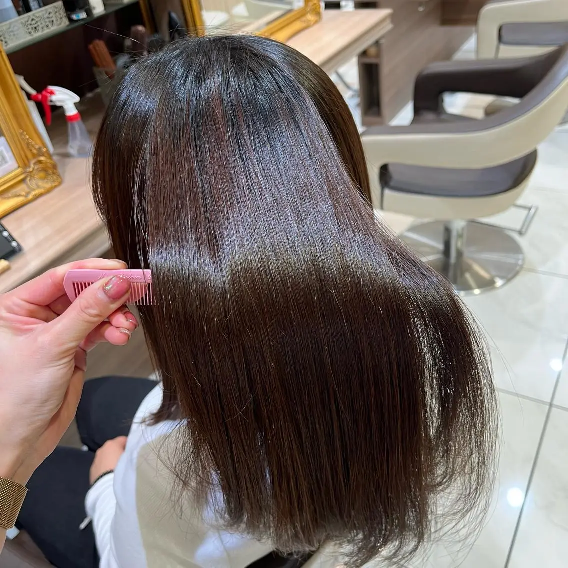 ロング 長尾菜々美🐰 ／ハイトーンカラーのヘアスタイル