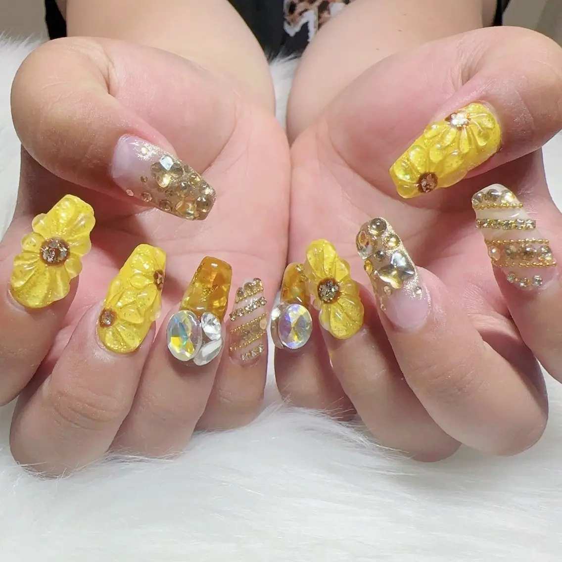 ネイル nail saron Aphrisのネイルデザイン