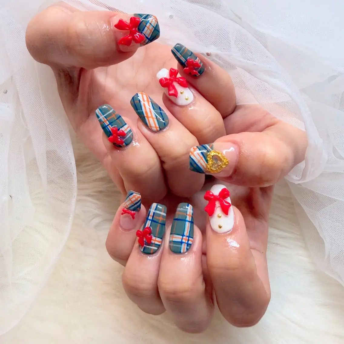 ネイル ハンドネイル R nailのネイルデザイン