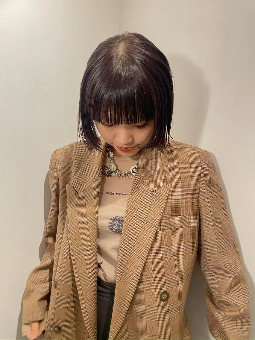 ミディアム ボブ 顔まわりレイヤー レイヤーカット 似合わせカット Luca🟠 透明感カラーのヘアスタイル