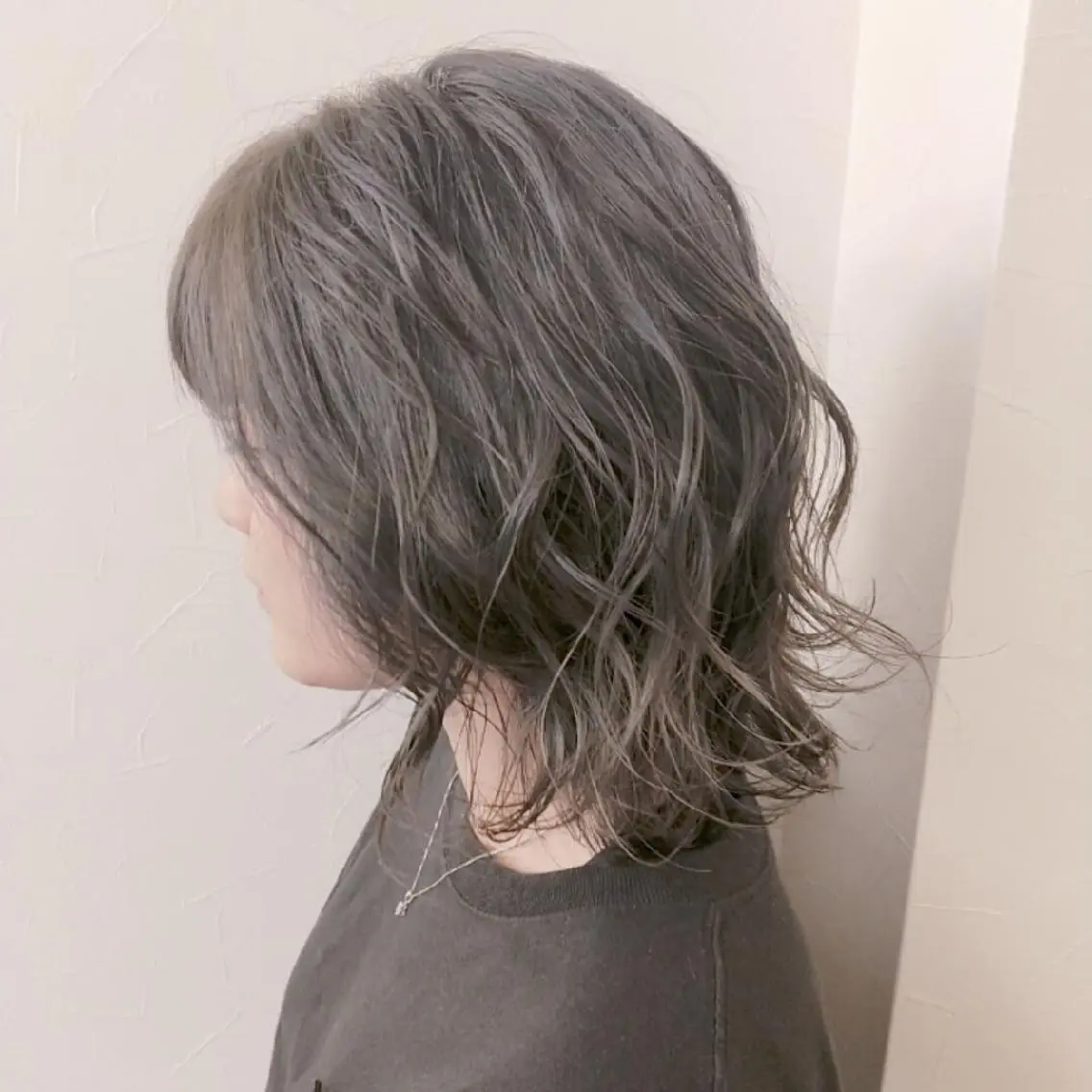 ミディアム カラー バレイヤージュ ブリーチ ブルーカラー ダブルカラー グラデーションカラー ブリーチの神 KYONのその他イメージ