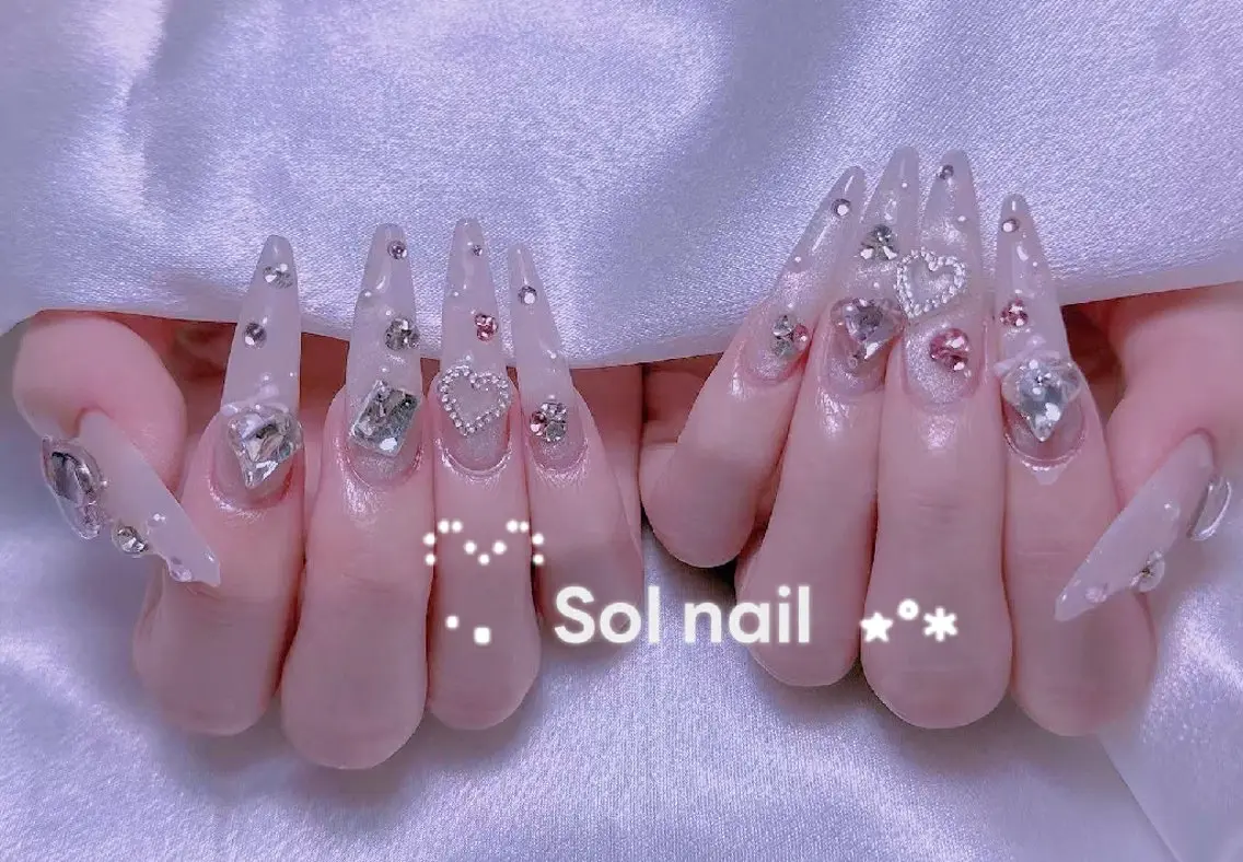 ネイル ハンドネイル ハンドケア Sol Nail ミネのネイルデザイン