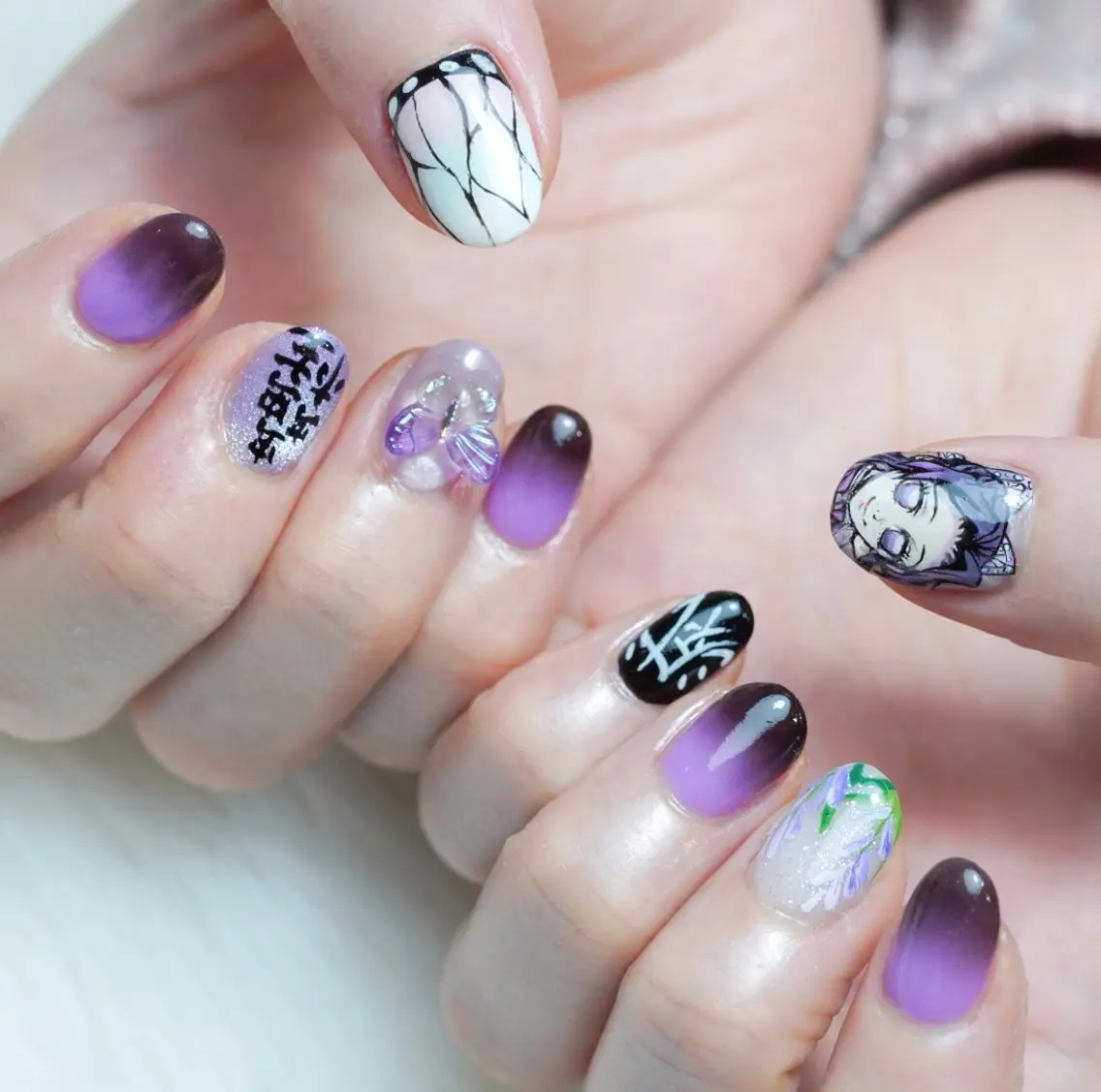 ミディアム ハンドネイル Re nailのネイルデザイン