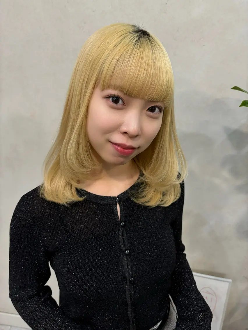 ミディアム 内海 凜香のヘアスタイル
