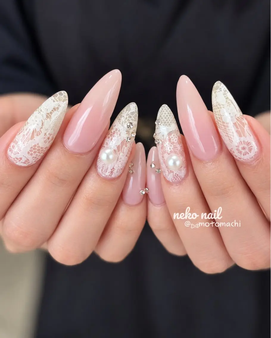 ネイル フレンチネイル ロングネイル ハンドネイル neko nail三宮元町店のネイルデザイン