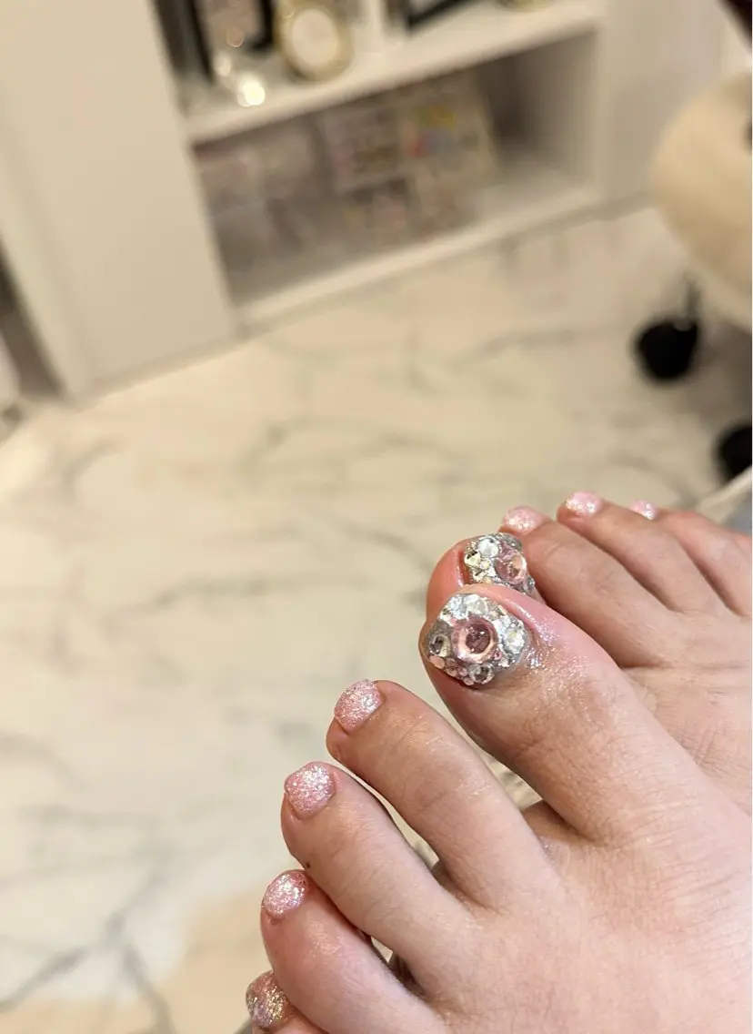 ネイル フットネイル ラメ(グリッター) メンズネイル ピンク フットネイル MIMnail メンズネイリストのネイルデザイン