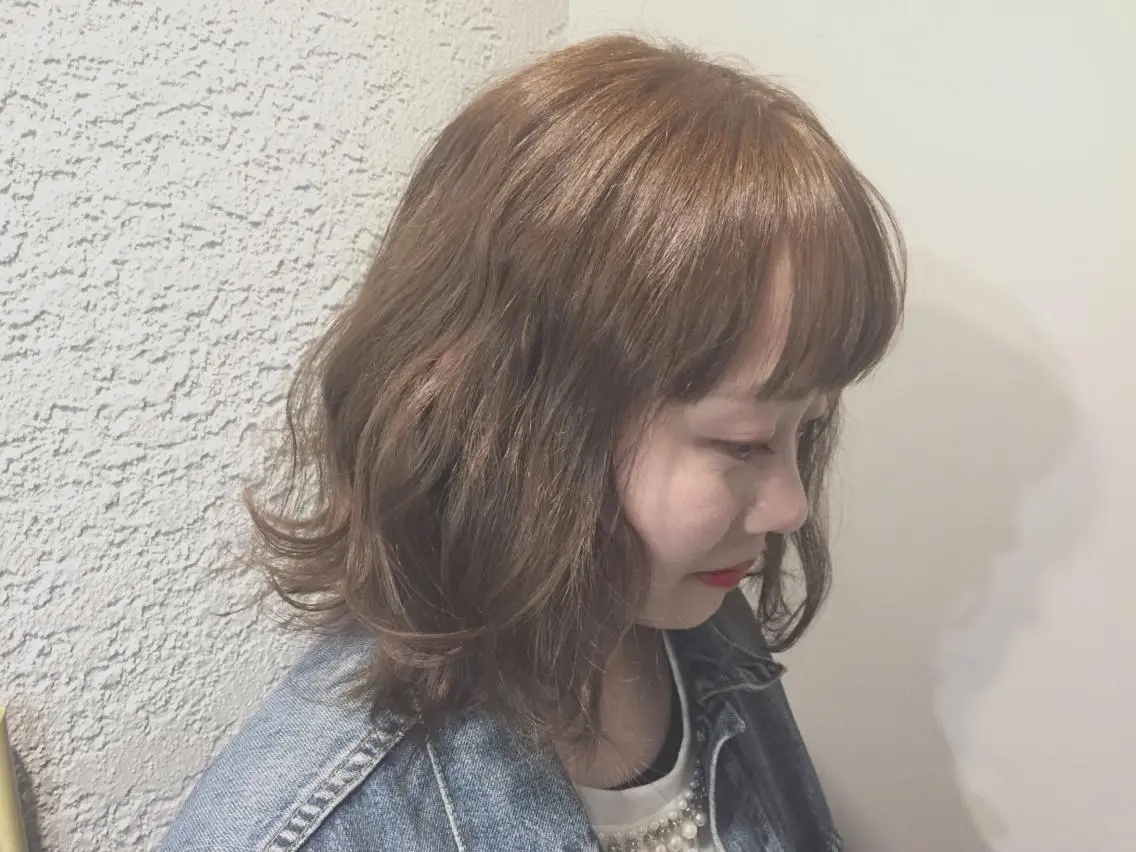 ミディアム カラー アッシュ ブリーチ インナーカラー ブリーチなしカラー mayo 🐄🌈のヘアスタイル