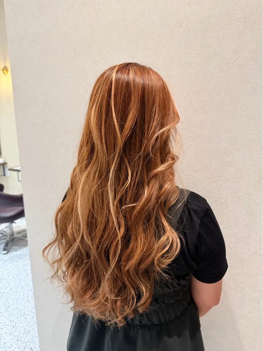 ロング 板倉 凜花のヘアスタイル
