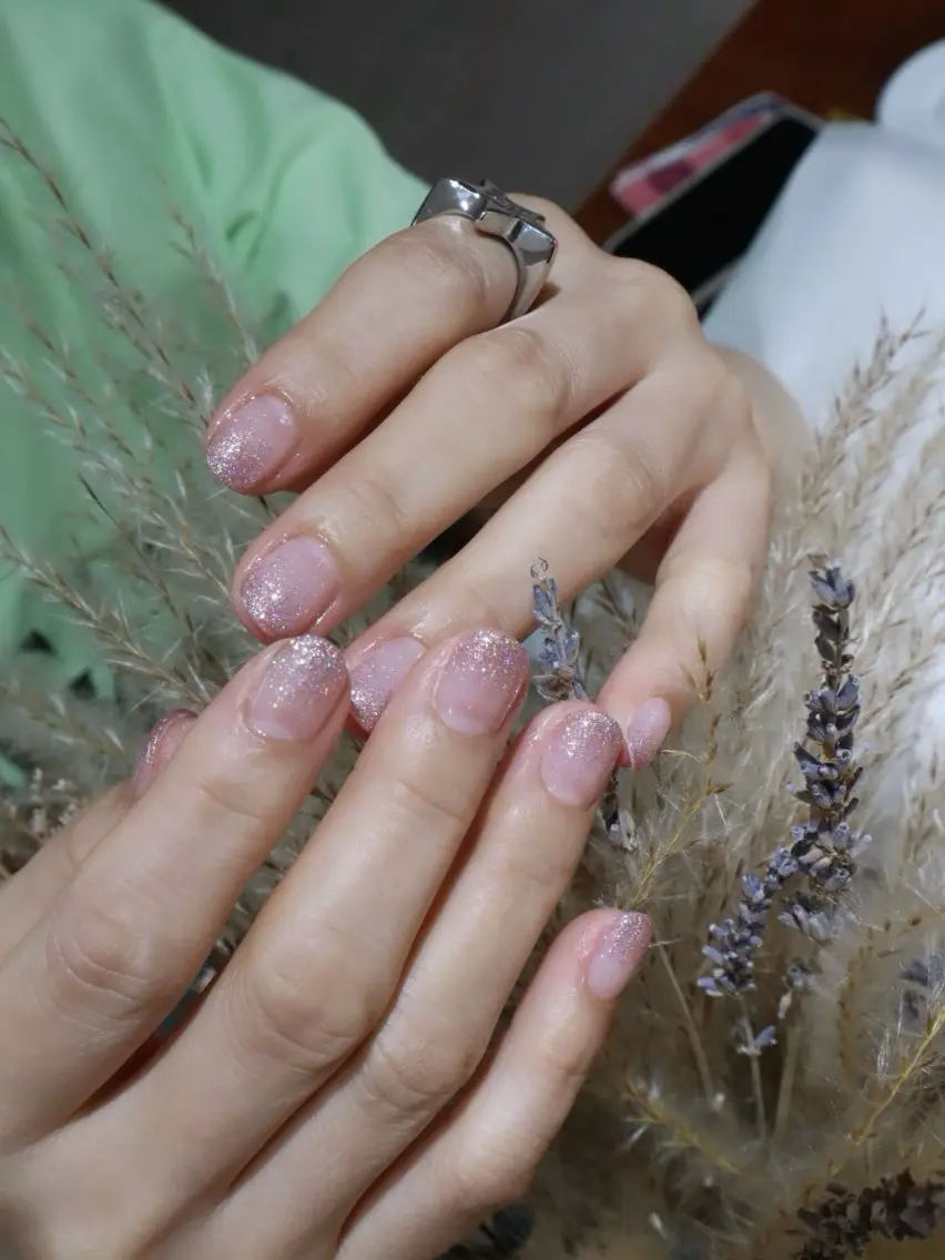 ネイル グラデーション ラメ(グリッター) ラメグラデーション SCENERY NAILのネイルデザイン