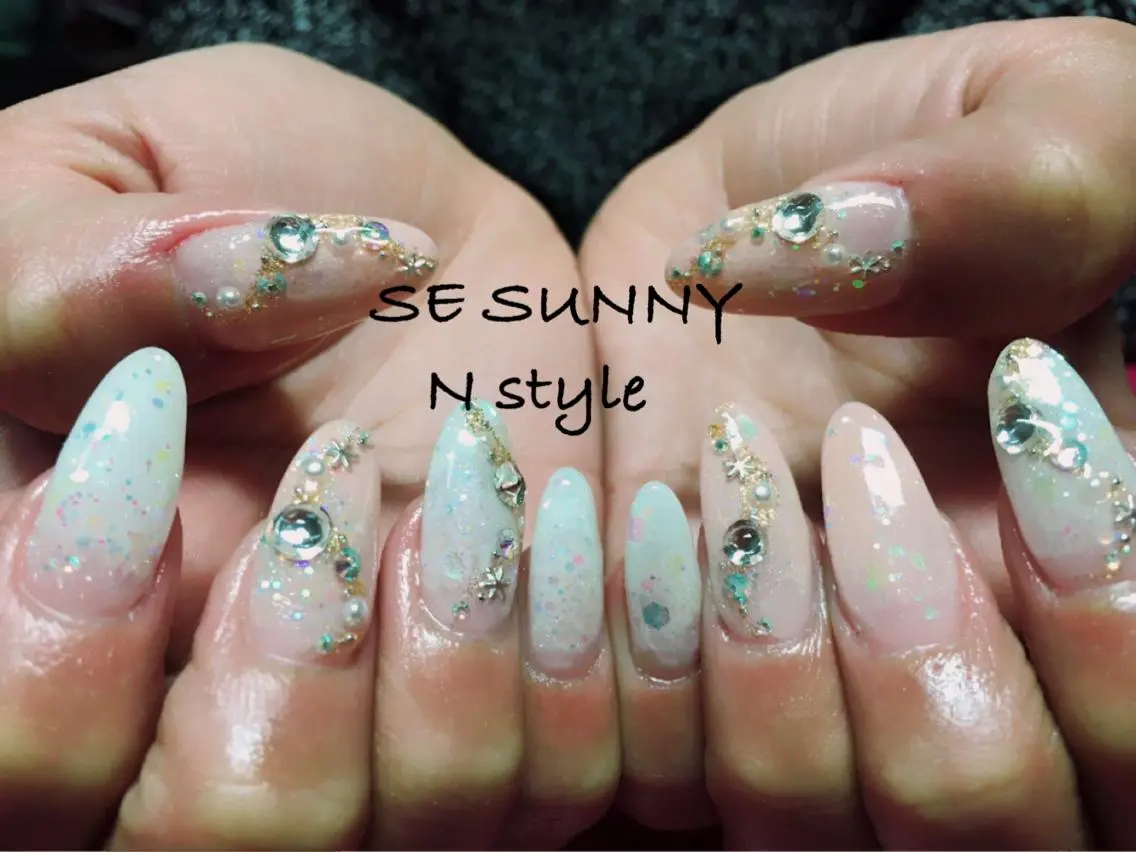 ネイル マツエク・マツパ SE SUNNY N-styleのネイルデザイン