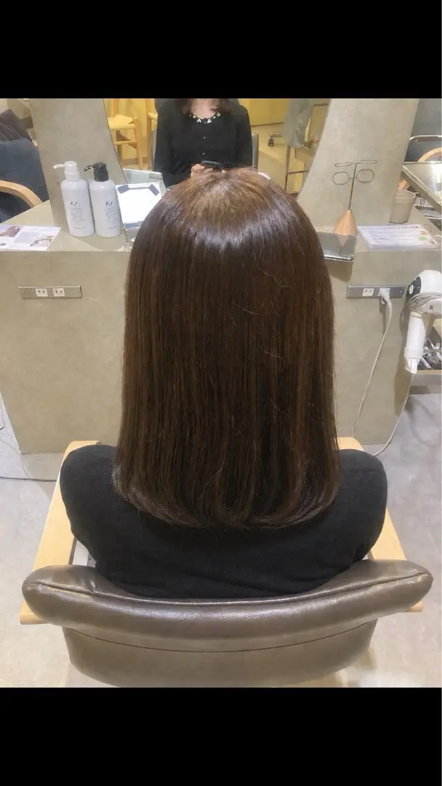 ミディアム カラー ベージュカラー オリーブベージュ 阪急伊丹/ ホノカ🎐꙳⋆のヘアスタイル