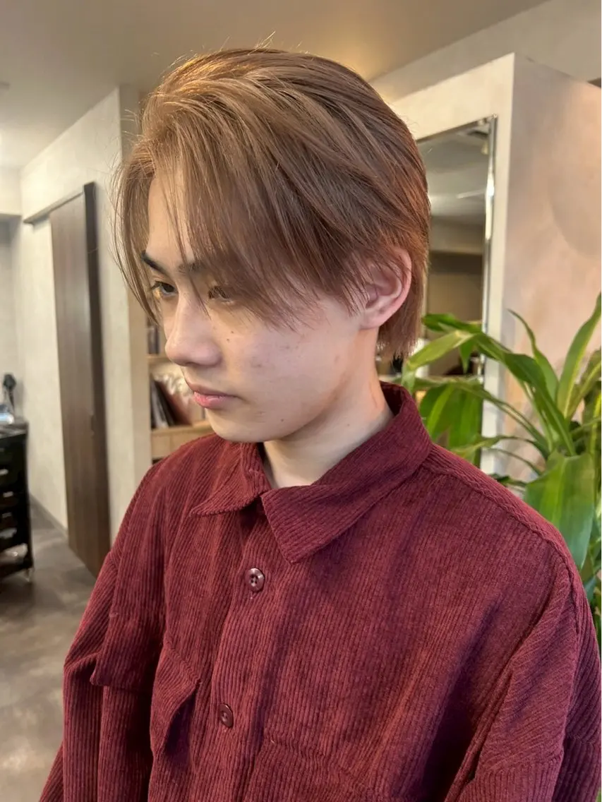 カラー 山口 なおのヘアスタイル