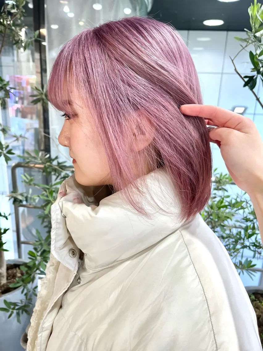 ショート カラー ベージュカラー ブリーチ ケアブリーチ ダブルカラー イヤリングカラー カットパーマ 🌀あさみのヘアスタイル