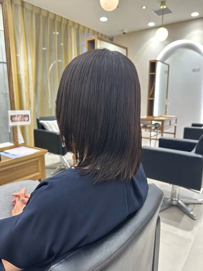 ミディアム 顔まわりレイヤー 顔周りカット レイヤーカット 宮原 智美のヘアスタイル