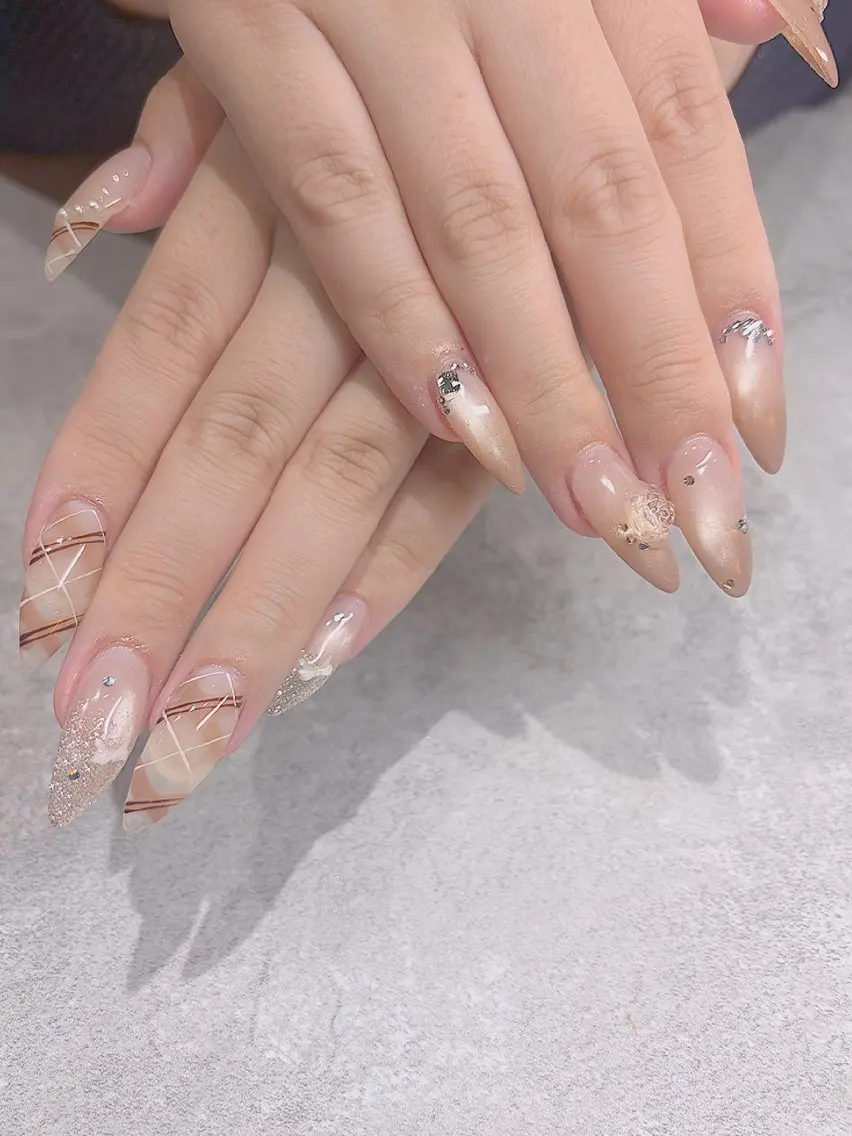 ネイル Nailist Mahiroのネイルデザイン