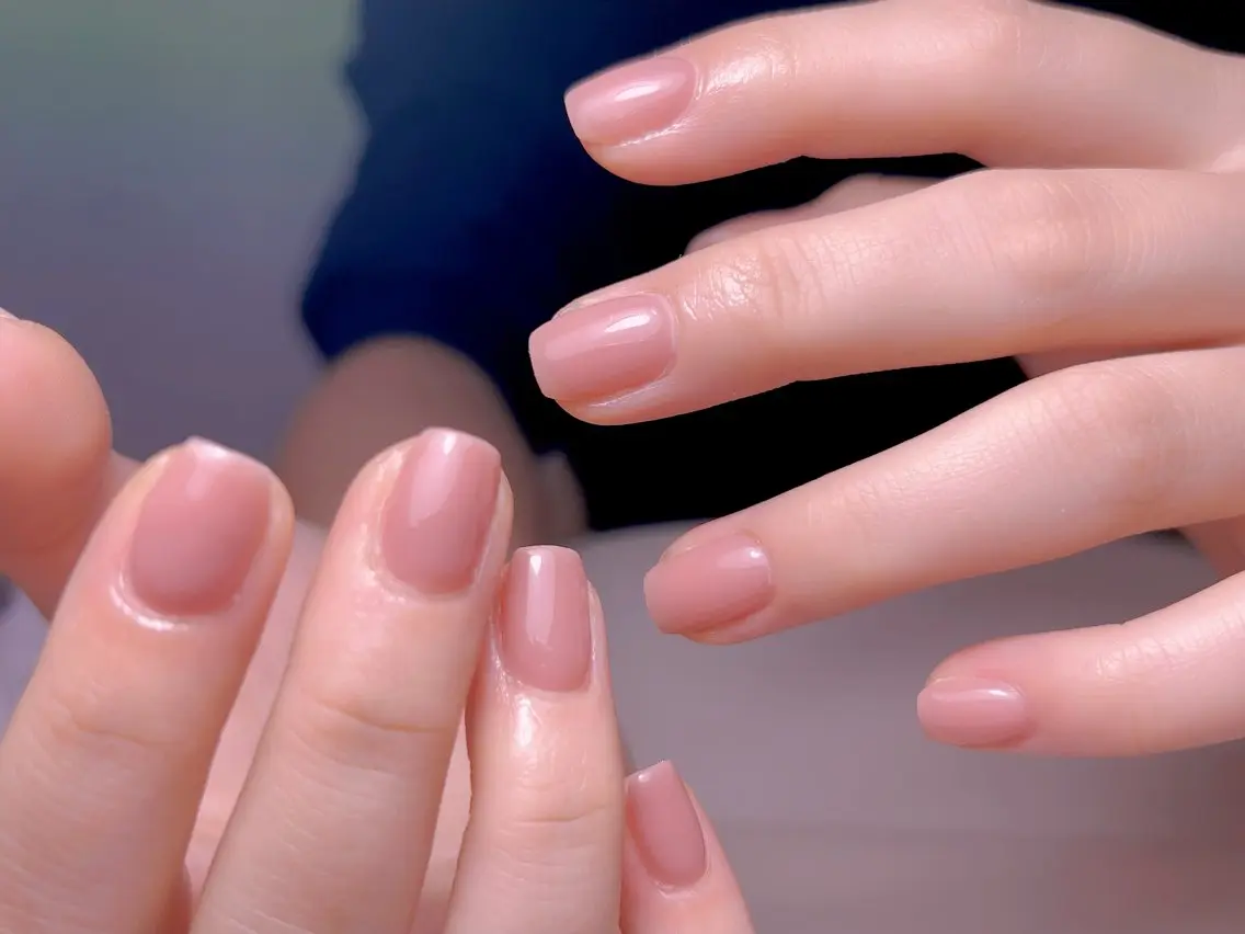 ネイル クリアネイル ワンカラーネイル 【長さ出し】 IRIS NAILのネイルデザイン