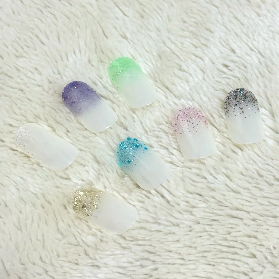 オフなし ラメグラデーションの写真