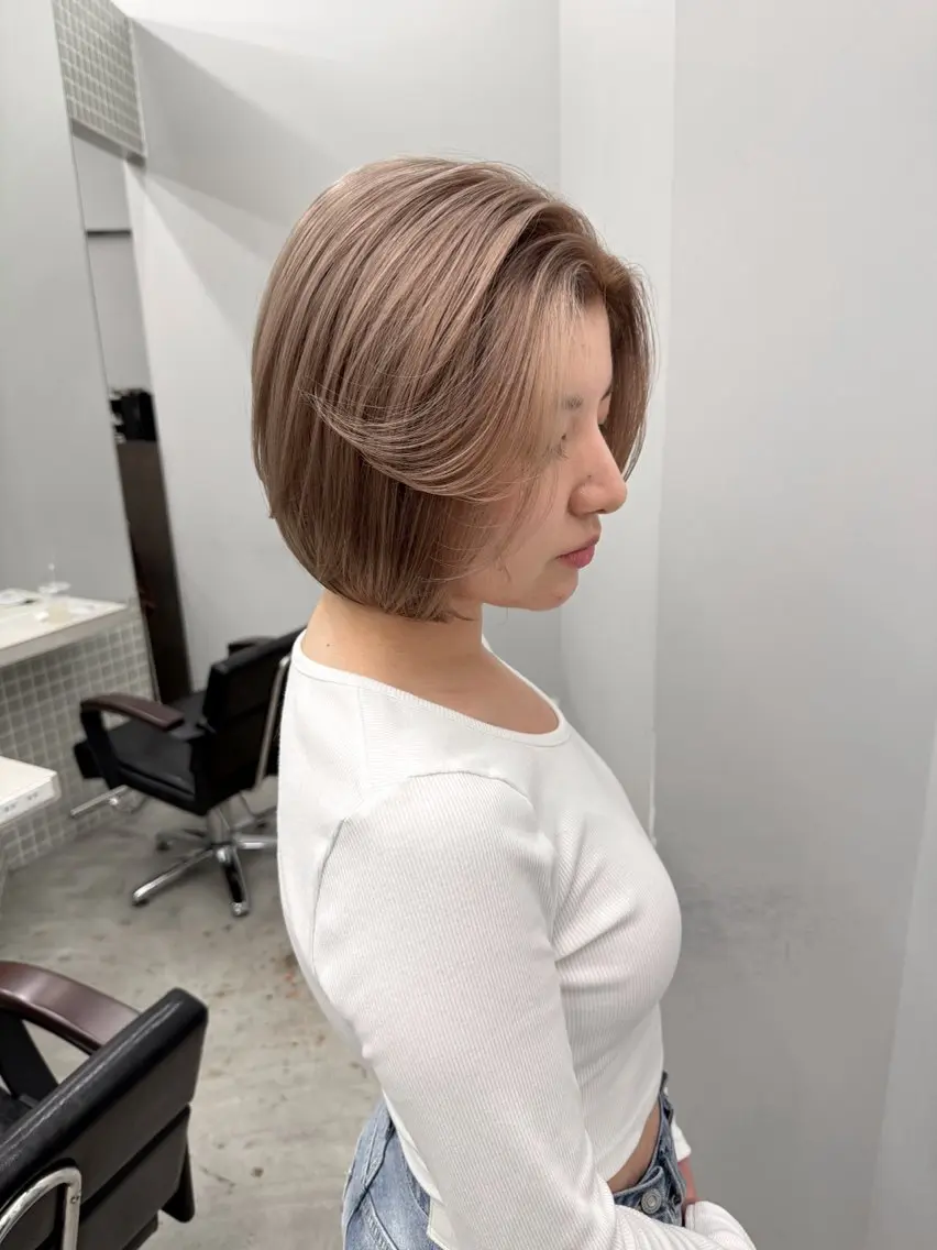 ショート カラー ブリーチ ダブルカラー ハイトーンカラー イルミナカラー ブリーチなしカラー カット ヘアカラー トリートメント 表参道/透明感カラー 韓国ヘア長田雄希のヘアスタイル