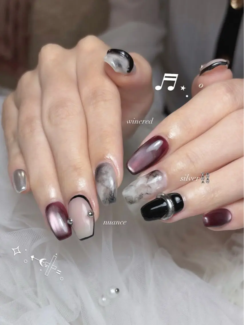 ネイル ハンドネイル 𝑬𝑹𝑰𝑲𝑨 𓂃🎀𓈒𓏸のネイルデザイン