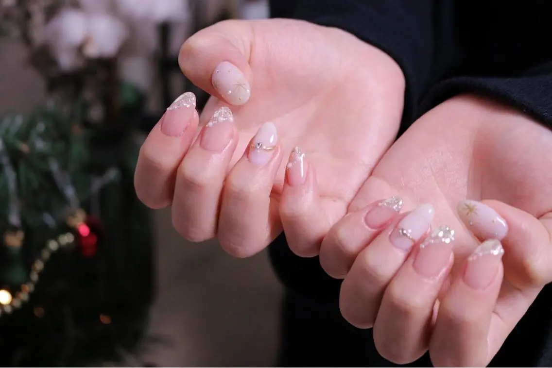 ネイル オーロラネイル 長さ出し ジェルネイル 韓国ネイル 持ち込み MH Nailのネイルデザイン