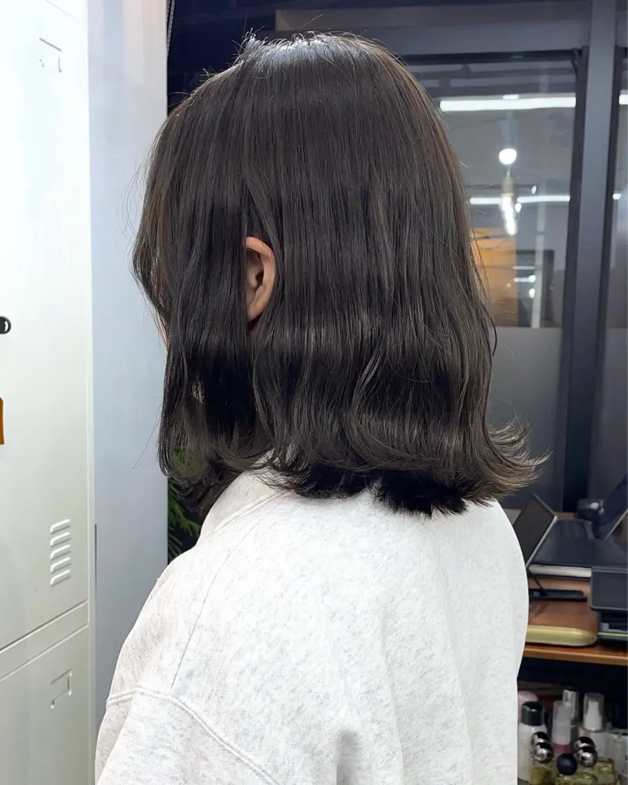 ミディアム カラー ブリーチ 透明感カラー ダブルカラー グレージュ ブリーチなしカラー ヘアカラー トリートメント ✨髪質改善✨原宿 えのもと　はなのヘアスタイル
