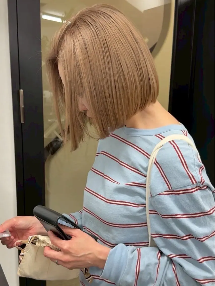 ミディアム カラー ベージュカラー ダブルカラー ミルクティーベージュ ヘアカラー 🌈透明感カラー🌈 🌟吉田祐介🌟のヘアスタイル